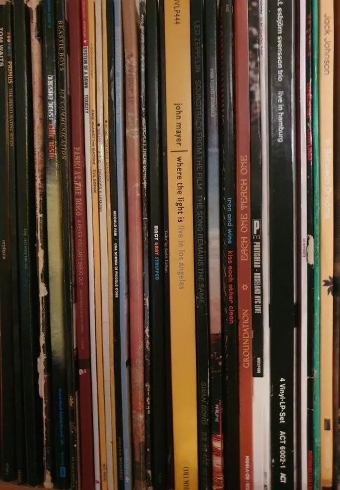 Schallplatten-Sammlung Munich Vinyl Radio – Rock & Pop auf Vinyl: Beastie Boys, Led Zeppelin, Tom Waits, Radiohead, John Mayer